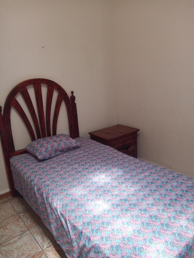 Quiroz House Hotel León Esterno foto